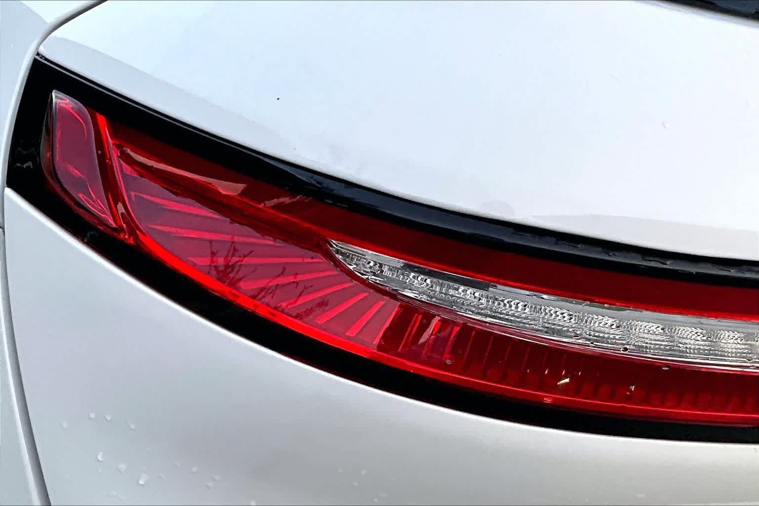 Used 2020 Lincoln Corsair FWD w/ Equipment Group 101A image 31