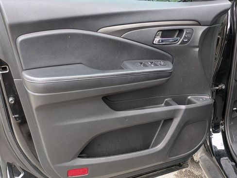 Used 2019 Honda Pilot EX-L image 11