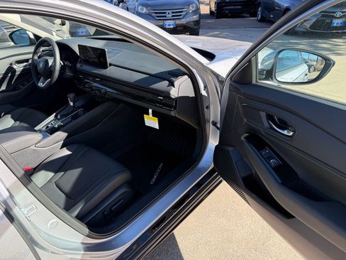 Certified 2025 Honda Accord Touring image 19