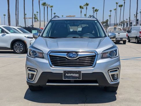Used 2019 Subaru Forester Touring AWD/4WD image 2