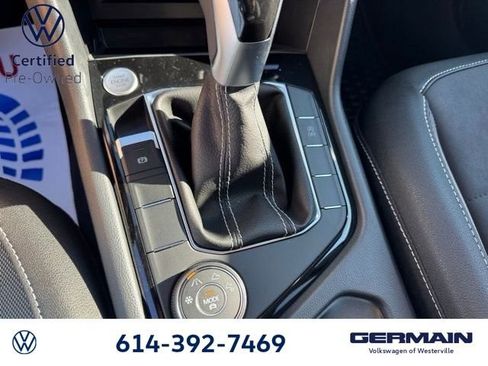 Certified 2024 Volkswagen Taos SE image 31