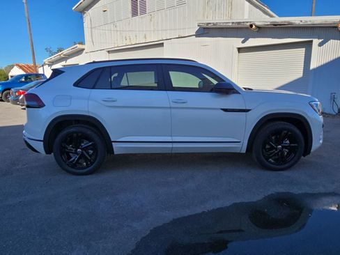 New 2026 Volkswagen Atlas Cross Sport SEL R-Line AWD/4WD image 15