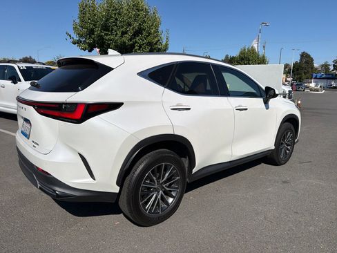 Used 2024 Lexus NX 350h AWD image 3