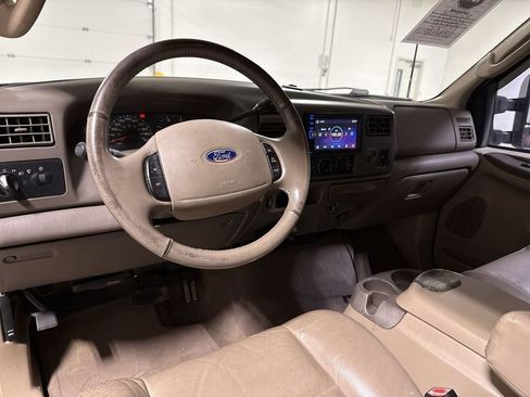 Used 2003 Ford F250 Lariat image 10