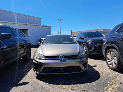 Used 2016 Volkswagen Golf R 4-Door w/ Driver Assistance Package image 2