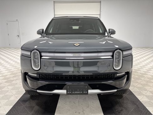 Used 2025 Rivian R1S Adventure AWD/4WD image 8