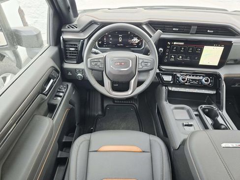 New 2026 GMC Sierra 2500 AT4 w/ AT4 Premium Plus Package AWD/4WD image 11
