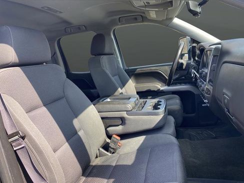 Used 2017 Chevrolet Silverado 1500 LT w/ Midnight Edition image 29