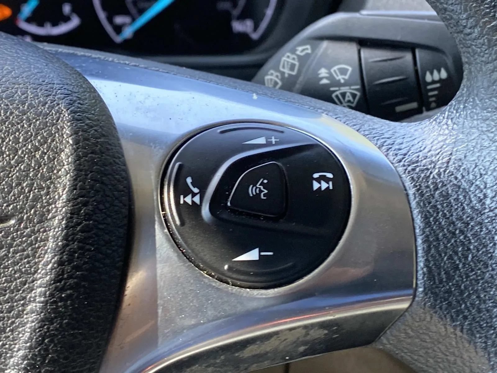 Used 2019 Ford Transit Connect XLT FWD image 24