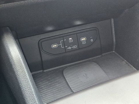 Certified 2026 Kia Sportage SX FWD image 18