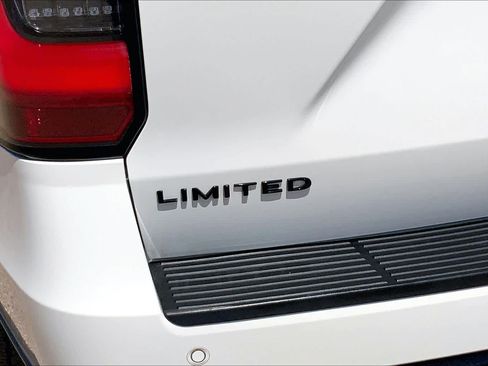 Certified 2021 Ford Expedition Limited AWD/4WD image 10