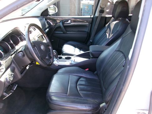 Used 2013 Buick Enclave Leather image 11