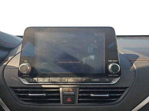 Used 2019 Nissan Altima 2.5 SR FWD image 21