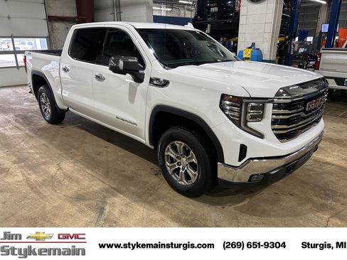 Used 2024 GMC Sierra 1500 SLT AWD/4WD image 9