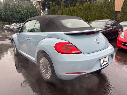 Used 2013 Volkswagen Beetle 2.5 image 2