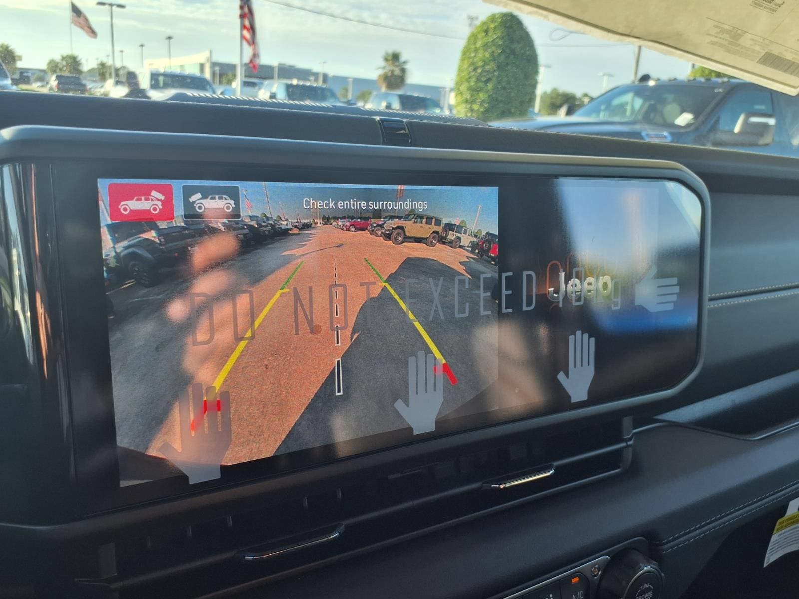 New 2027 Jeep Wrangler Unlimited Sahara AWD/4WD image 15