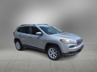Used 2016 Jeep Cherokee Latitude w/ Cold Weather Group AWD/4WD video 2