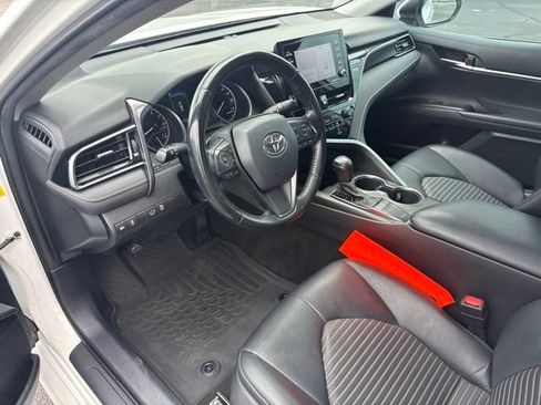 Used 2022 Toyota Camry SE w/ Convenience Package FWD image 22