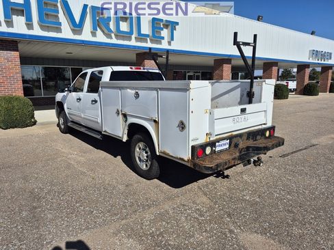 Used 2009 Chevrolet Silverado 3500 LT w/ Exterior Plus Package image 3