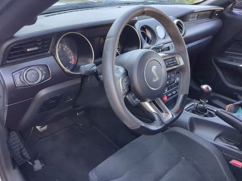 Used 2016 Ford Mustang Shelby GT350 w/ Track Package image 18