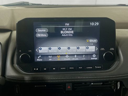 Used 2021 Nissan Rogue Platinum image 21