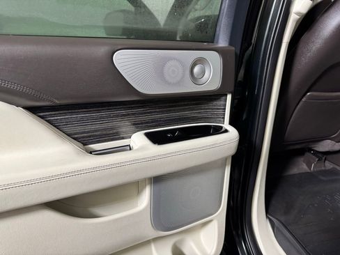 Certified 2023 Lincoln Navigator Black Label image 47