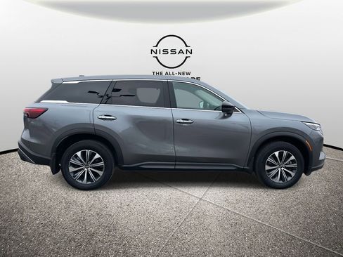 Used 2025 INFINITI QX60 Pure image 5