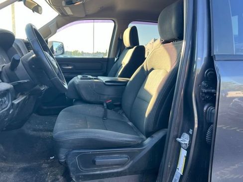 Used 2019 RAM 1500 Tradesman w/ SXT Appearance Group AWD/4WD image 11