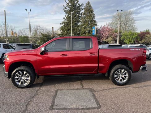 Used 2022 Chevrolet Silverado 1500 LT w/ Bed Protection Package image 4