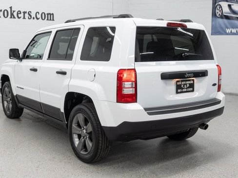 Used 2017 Jeep Patriot Sport FWD image 6