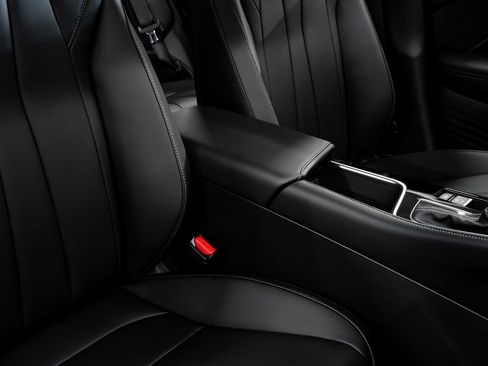 Certified 2025 Acura ADX FWD image 30