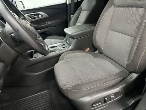 Used 2018 Chevrolet Traverse LT FWD image 10
