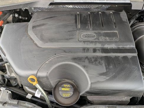 Used 2024 Land Rover Discovery Sport Dynamic SE image 20