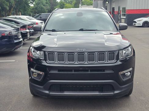 Used 2021 Jeep Compass Latitude AWD/4WD image 2
