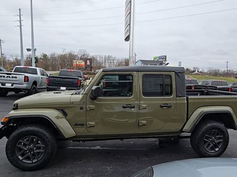 New 2026 Jeep Gladiator Sport image 6