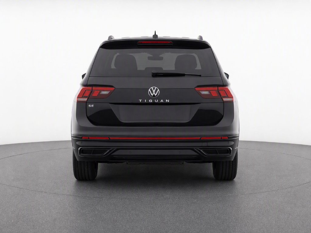 Used 2023 Volkswagen Tiguan SE R-Line FWD image 31