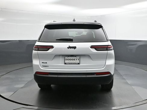 New 2025 Jeep Grand Cherokee L Limited image 8