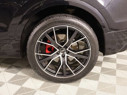 Used 2021 Audi Q8 Premium Plus w/ Premium Plus Package AWD/4WD image 20