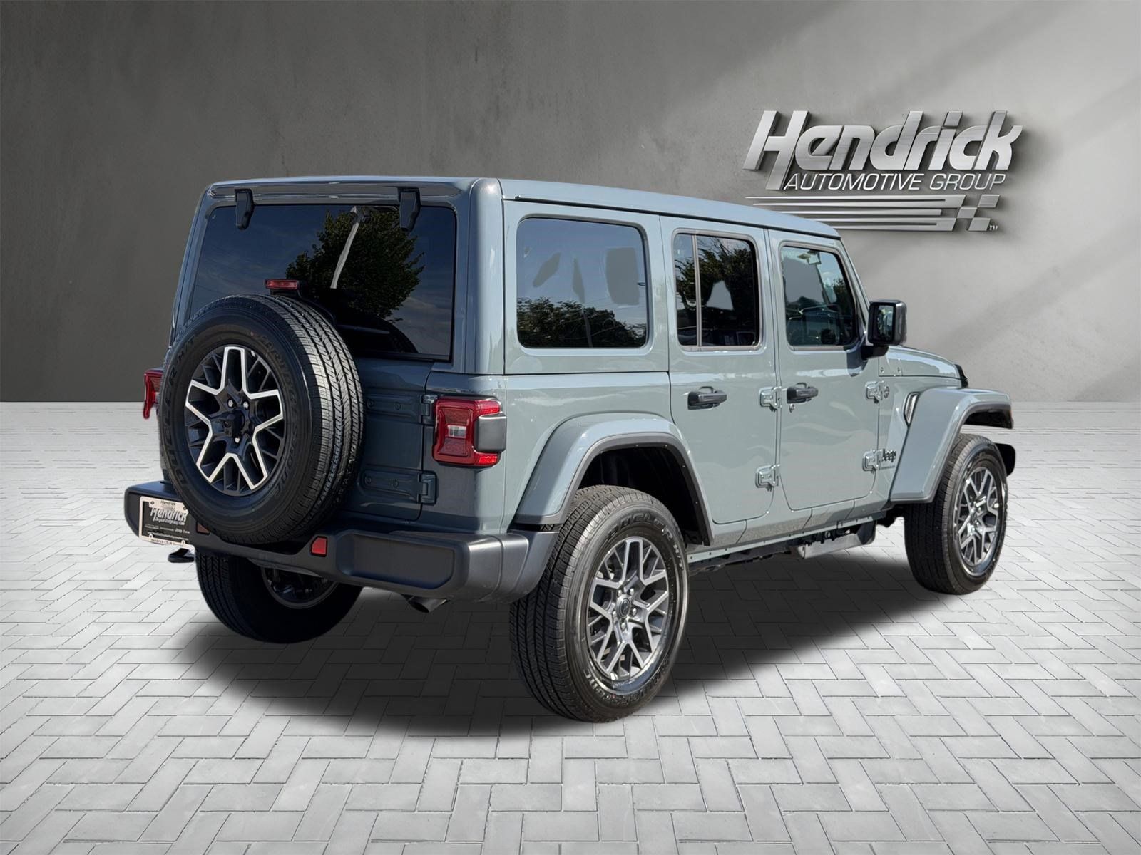 Used 2026 Jeep Wrangler Unlimited Sahara AWD/4WD image 10
