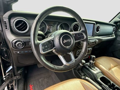 Used 2023 Jeep Wrangler Unlimited Sahara w/ Cold Weather Group AWD/4WD image 12