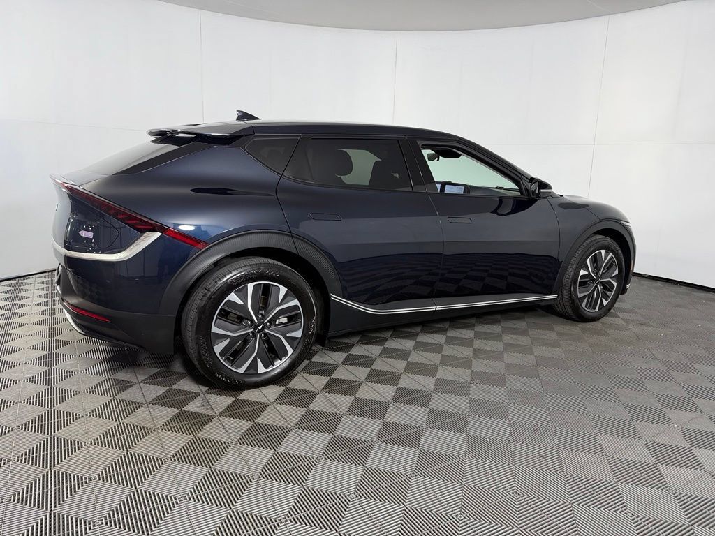 Used 2024 Kia EV6 Light RWD image 6