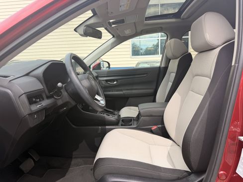 Used 2024 Honda CR-V EX image 14