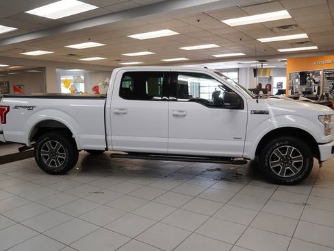 Used 2015 Ford F150 XLT w/ Equipment Group 301A Mid image 7