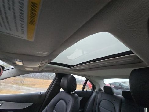 Used 2020 Mercedes-Benz C 300 4MATIC Sedan w/ Driver Assistance Package image 9