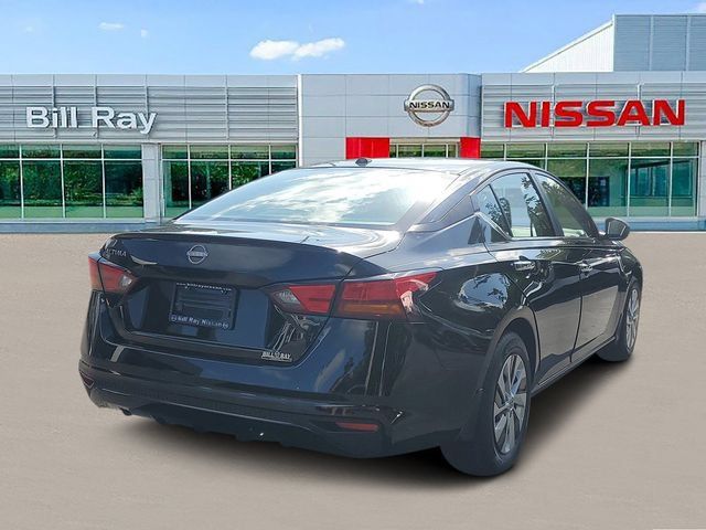 Used 2025 Nissan Altima 2.5 S FWD image 4