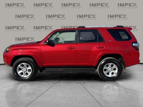 Used 2023 Toyota 4Runner SR5 image 2