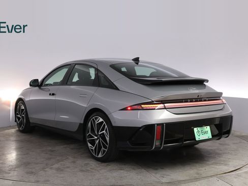 Used 2024 Hyundai Ioniq 6 Limited RWD image 17