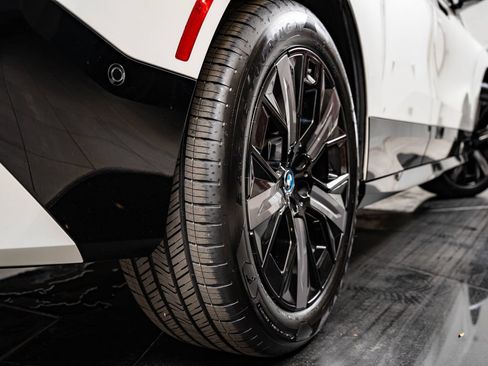 Certified 2025 BMW iX xDrive50 w/ Premium Package AWD/4WD image 49