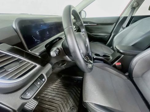Used 2024 Kia Seltos S AWD/4WD image 22