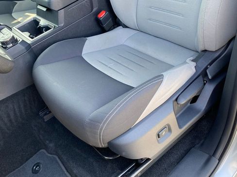 Used 2025 Toyota Tacoma TRD Off-Road image 24